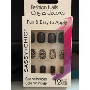 Sassy & Chic Animal Prints & Black Fashion Nails 12 Pieces
